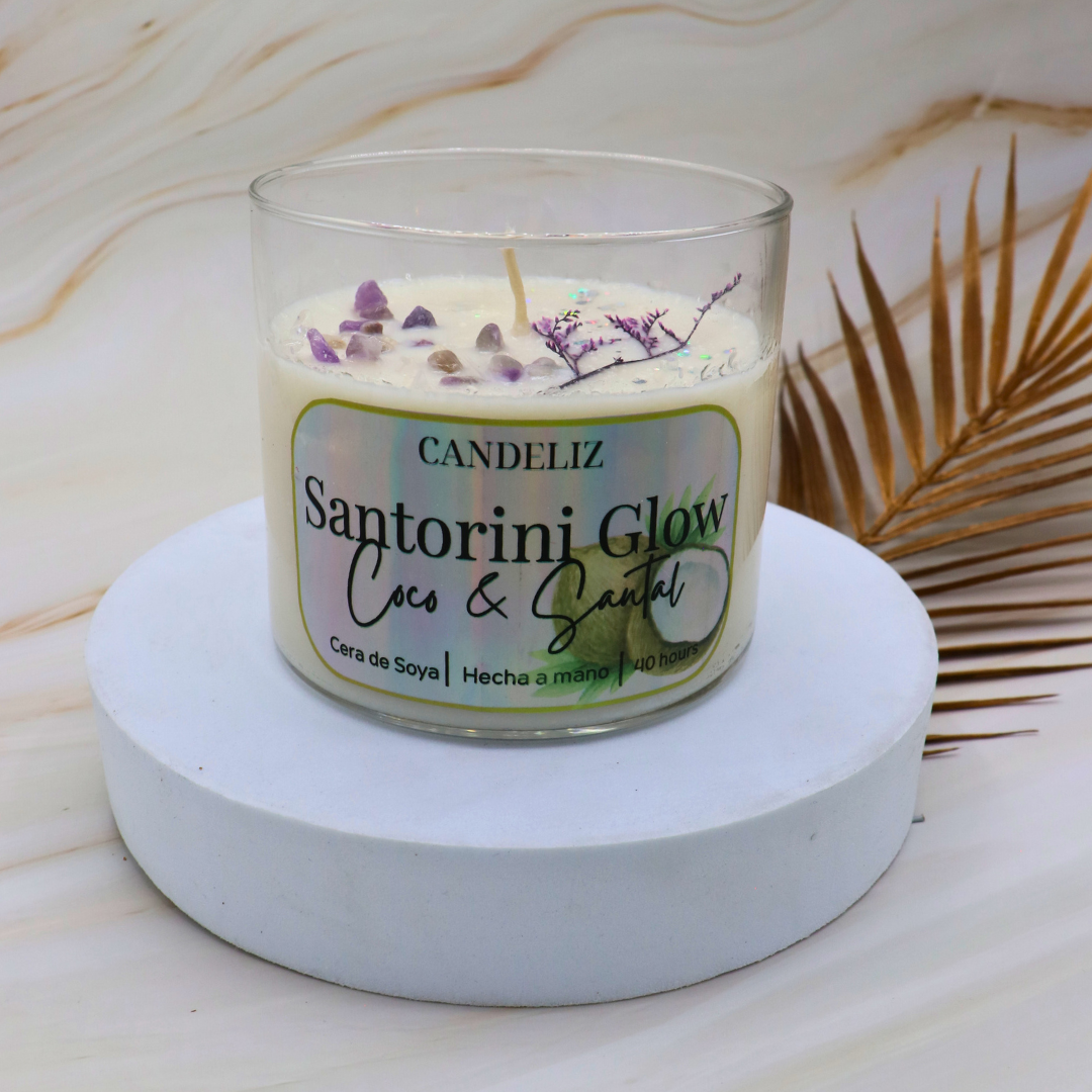✨🕊️ Vela Santorini Glow – Coco & Santal con Cuarzos Amatista (400 g)
